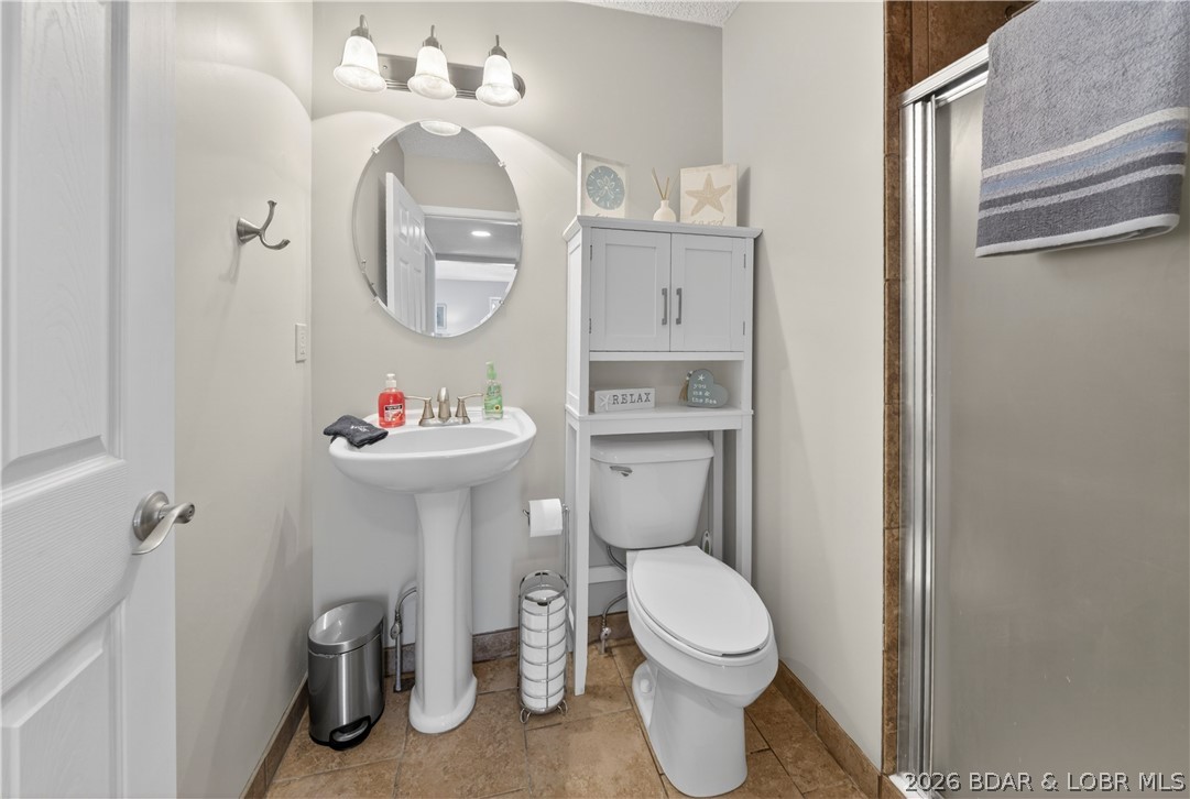 Hawks Nest Lodge Condominium - Residential