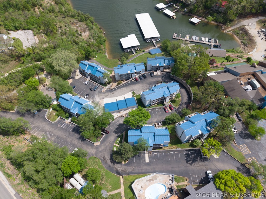 Hawks Nest Lodge Condominium - Residential