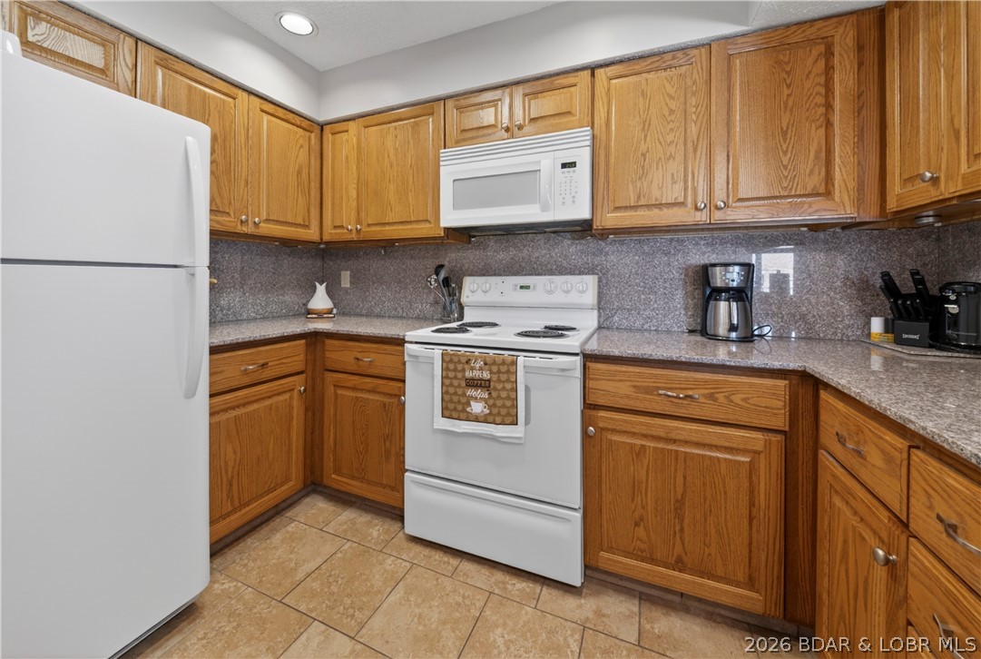 Hawks Nest Lodge Condominium - Residential