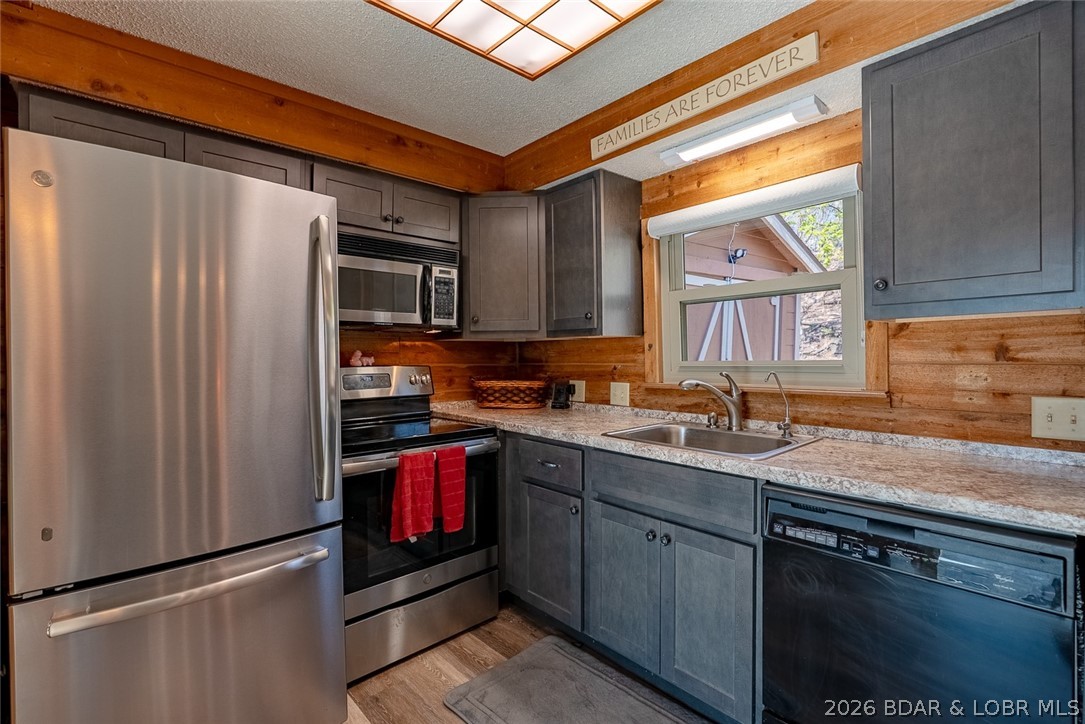 Pinewood Estates - Residential