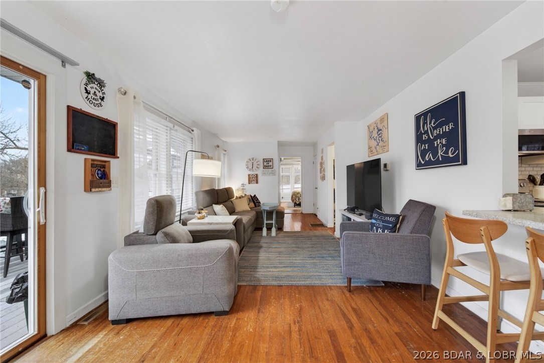 English Garden On Lk - Residential