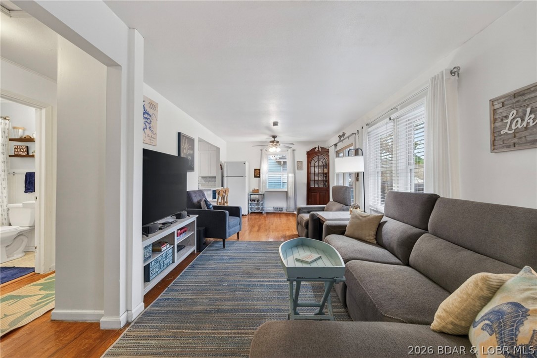 English Garden On Lk - Residential