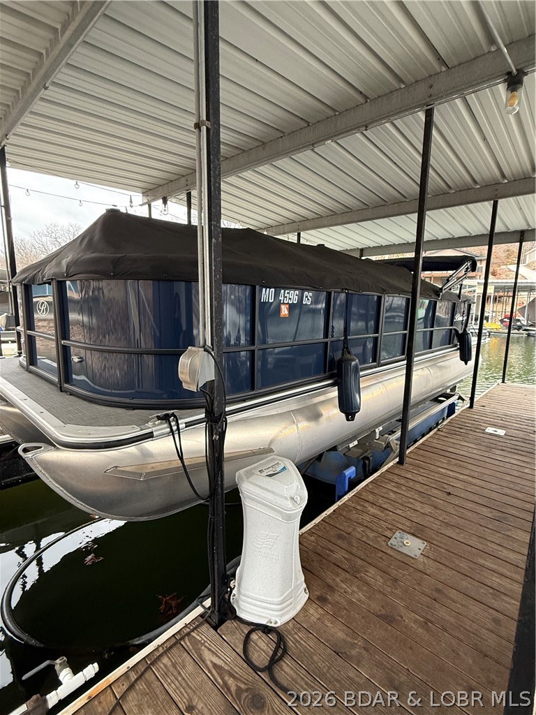 English Garden On Lk - Residential