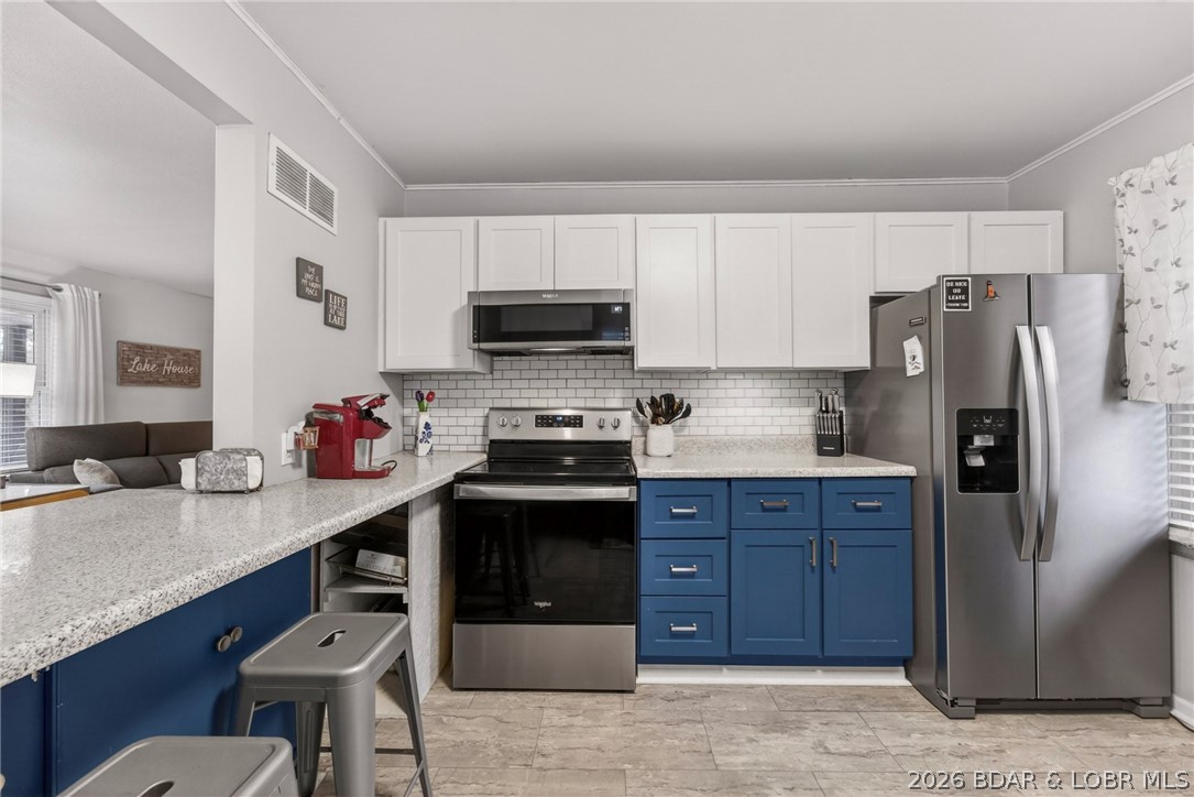 English Garden On Lk - Residential