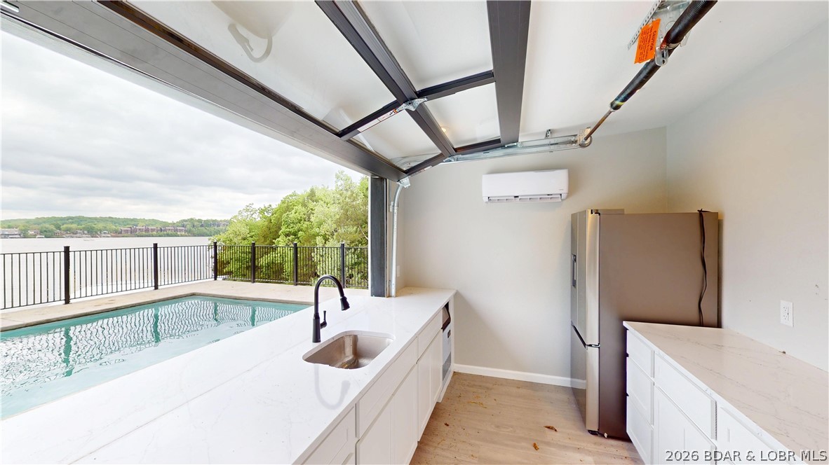 West Lake Village - Residential