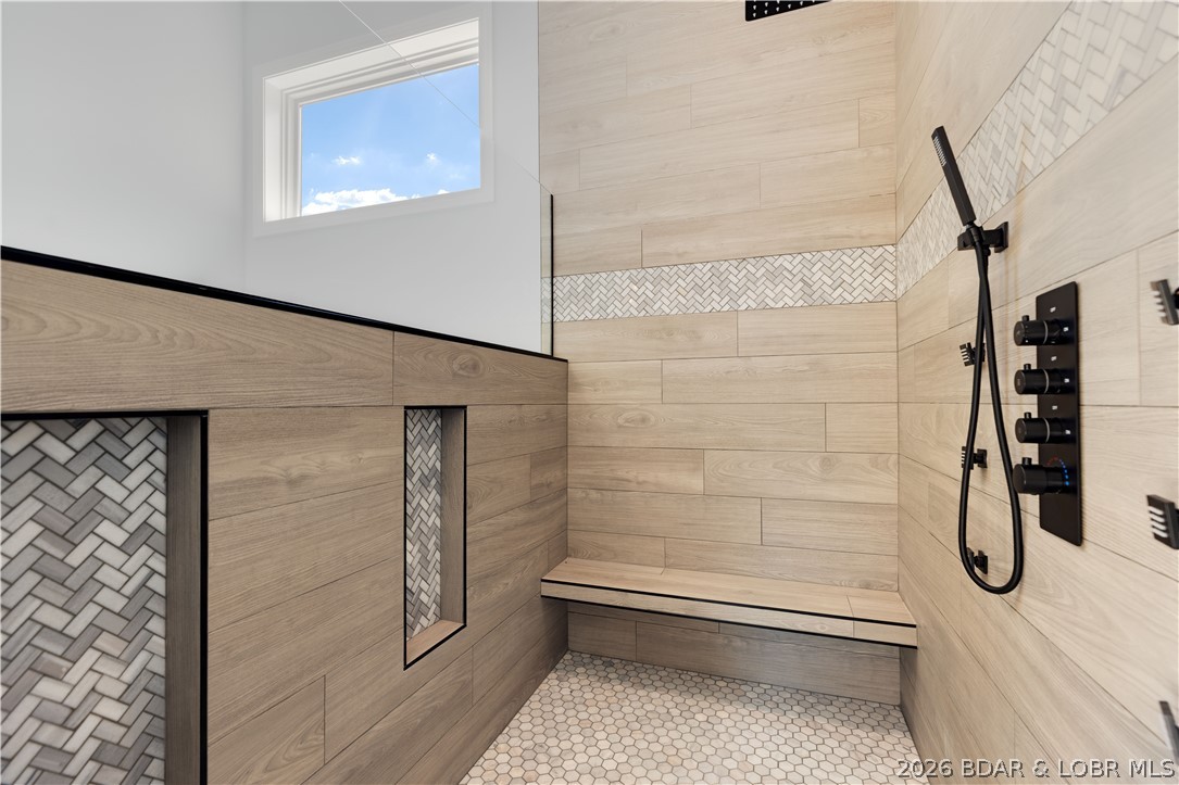 West Lake Village - Residential