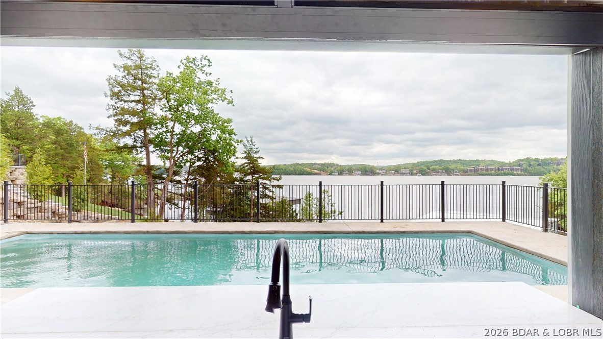 West Lake Village - Residential