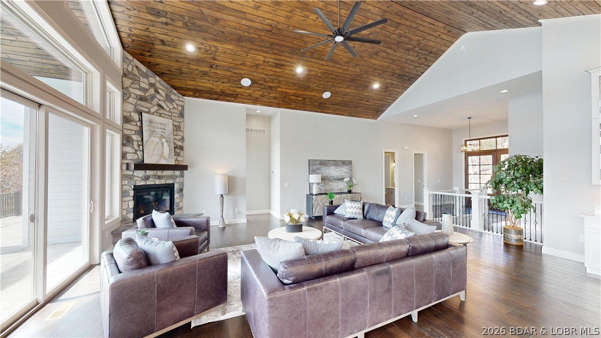 West Lake Village - Residential