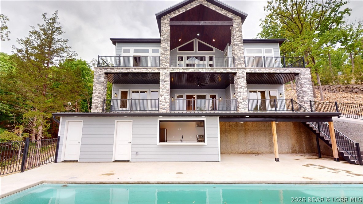 West Lake Village - Residential