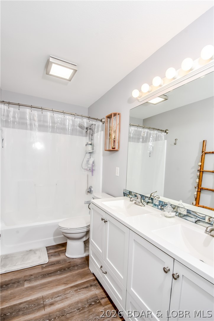 Cedar Heights Condominium - Residential