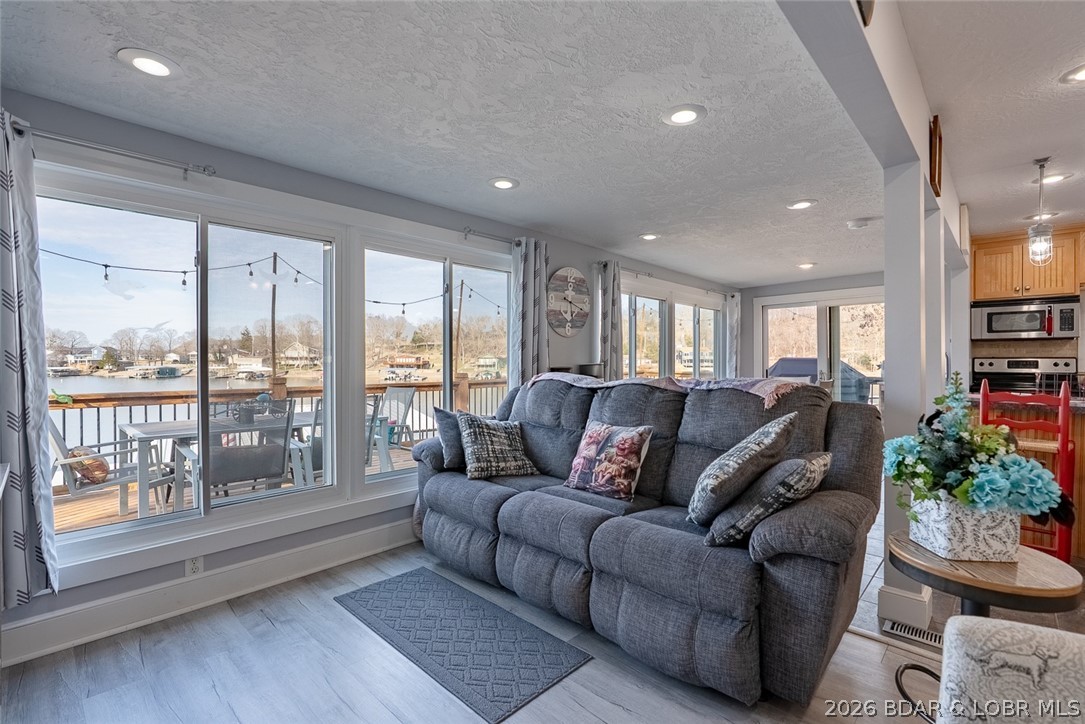 Lor Ann Of The Lake Estates - Residential