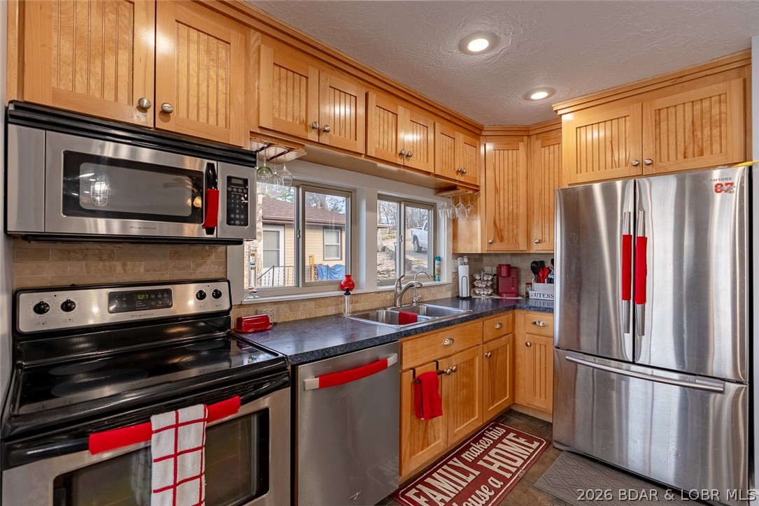 Lor Ann Of The Lake Estates - Residential