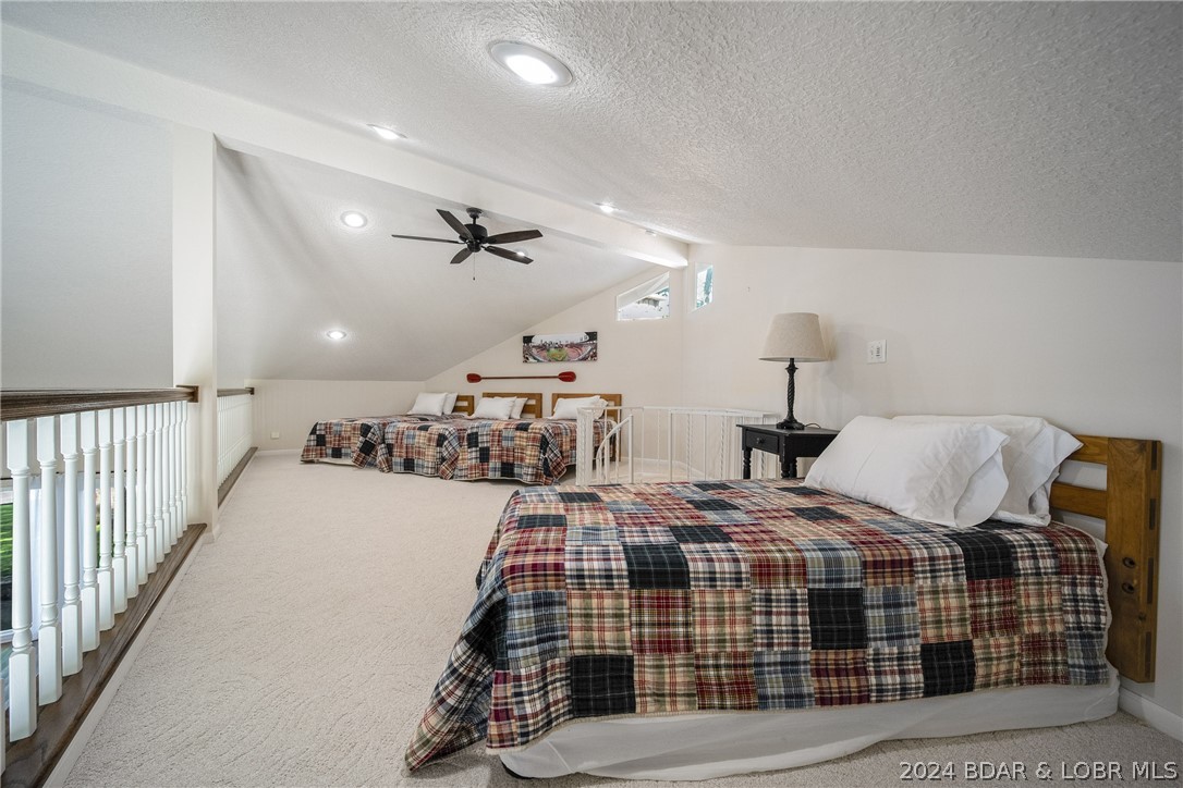 Four Seasons, Missouri 65049, United States, 5 Bedrooms Bedrooms, ,5 BathroomsBathrooms,Residential,Contingent,57178