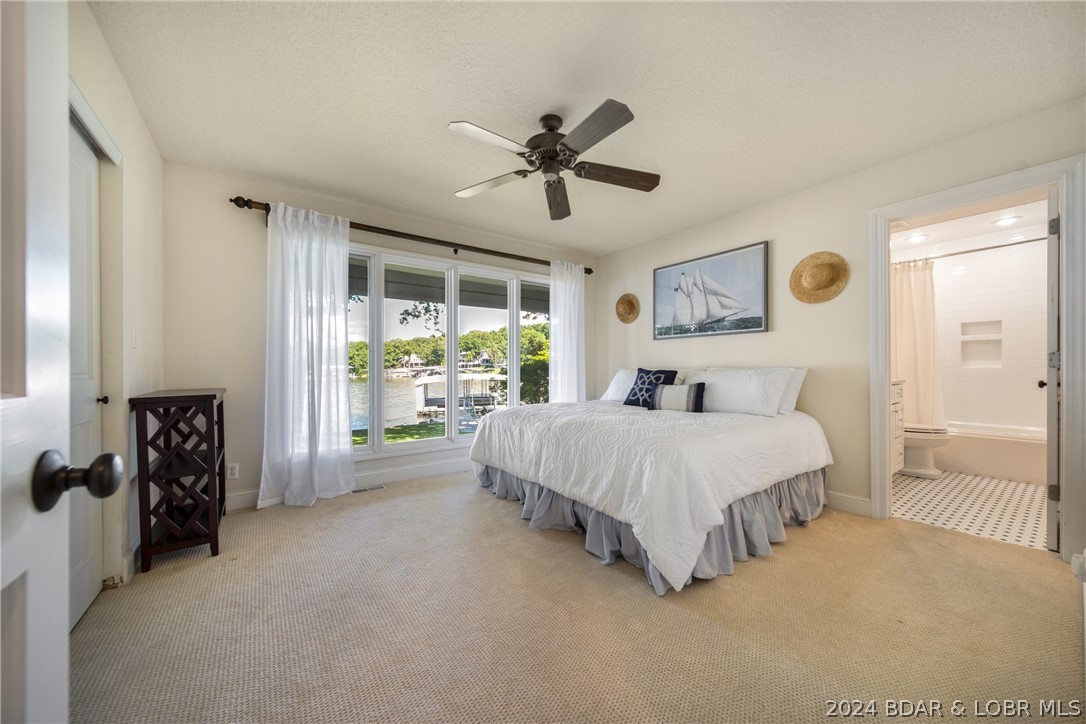 Four Seasons, Missouri 65049, United States, 5 Bedrooms Bedrooms, ,5 BathroomsBathrooms,Residential,Contingent,57178