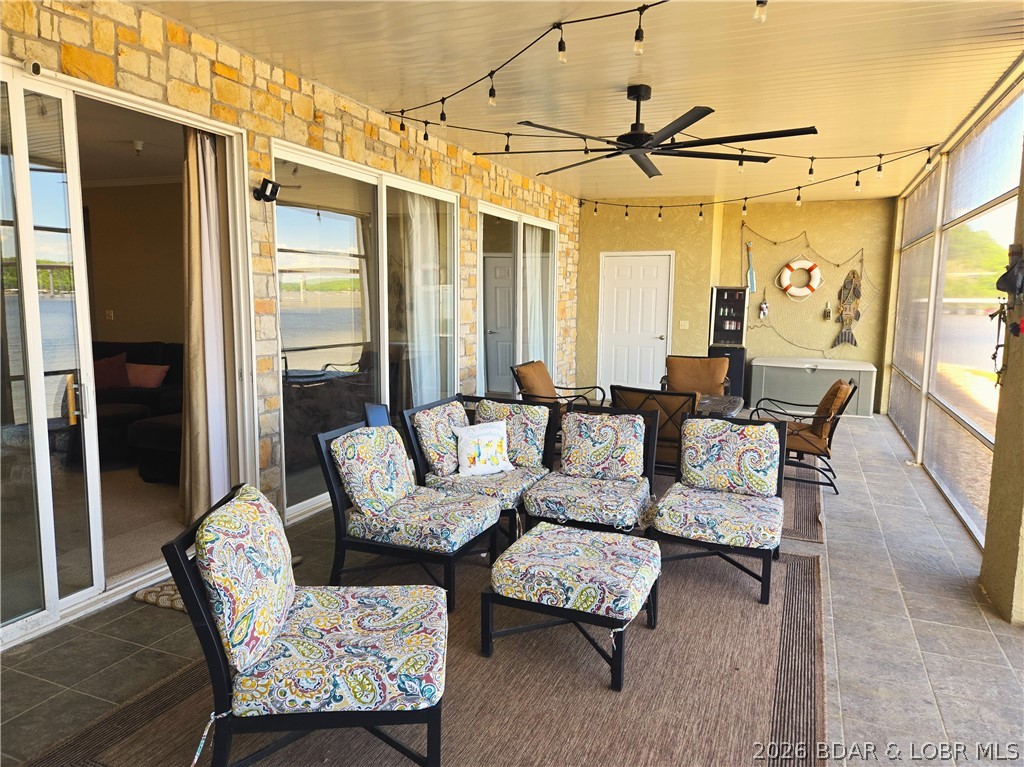 West Palms on the Lake Condo - Residential