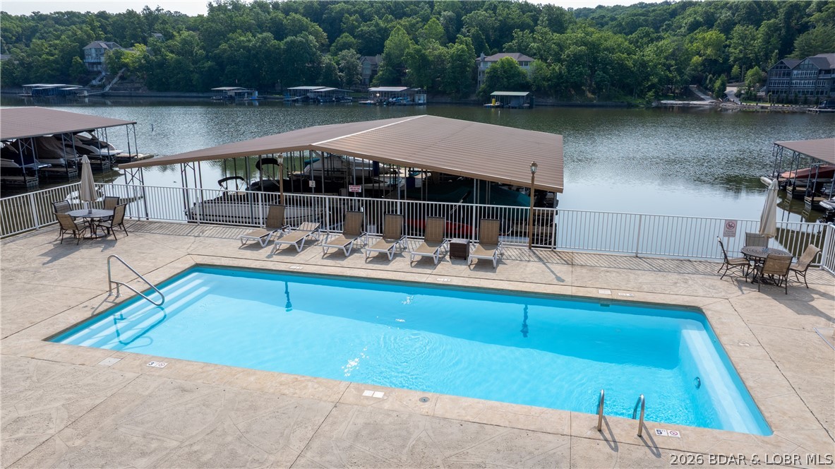 Lochhaven Condominium Subdiv - Residential