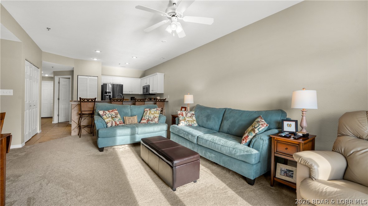 Lochhaven Condominium Subdiv - Residential