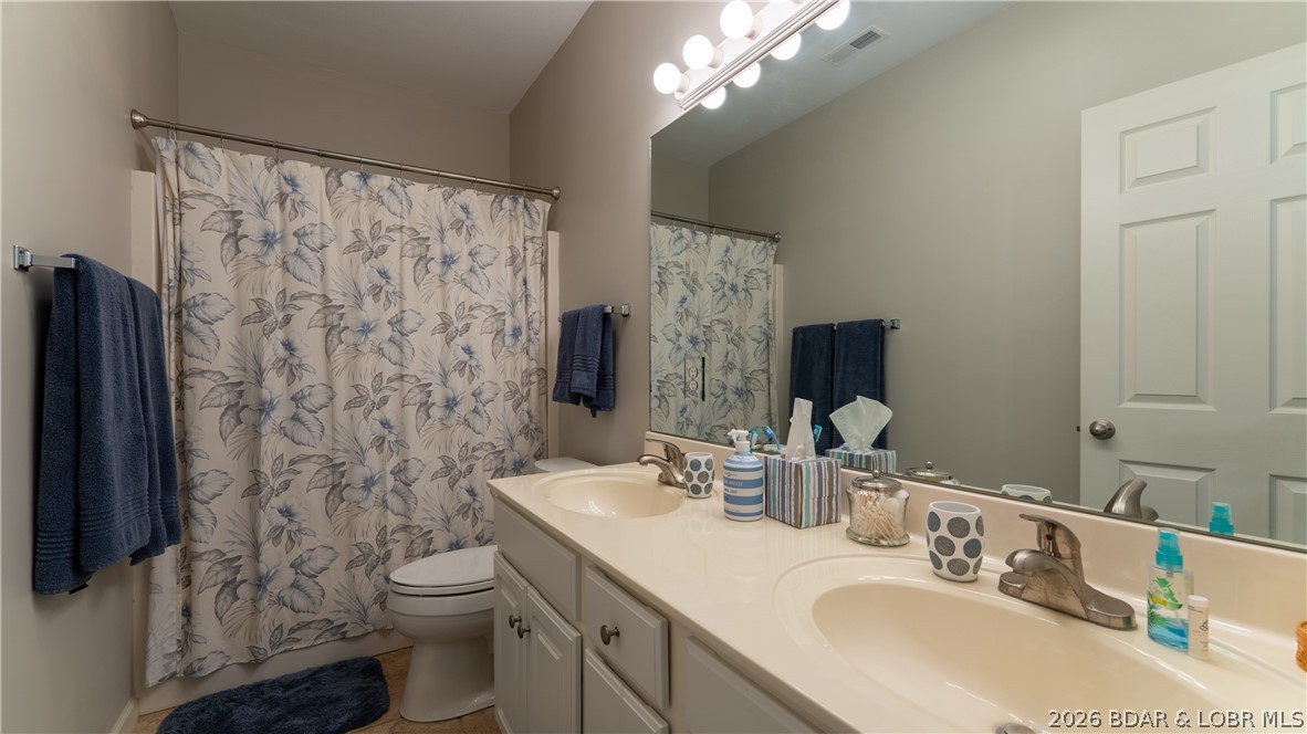 Lochhaven Condominium Subdiv - Residential