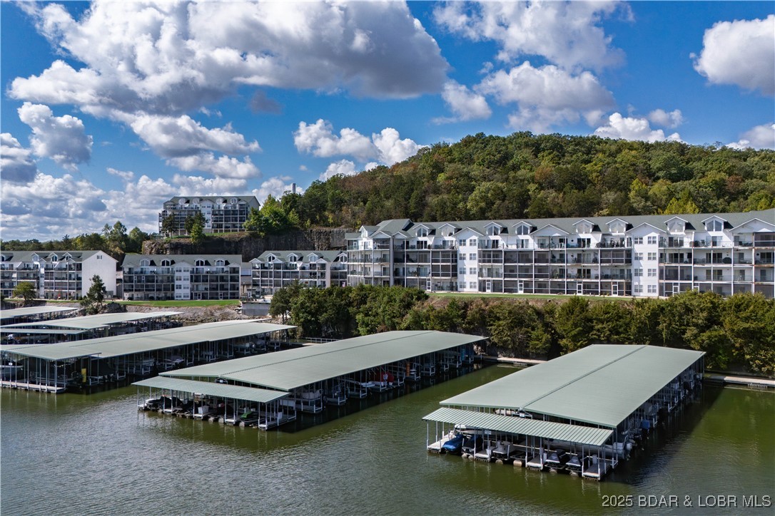 Cedar Heights Condominium - Residential