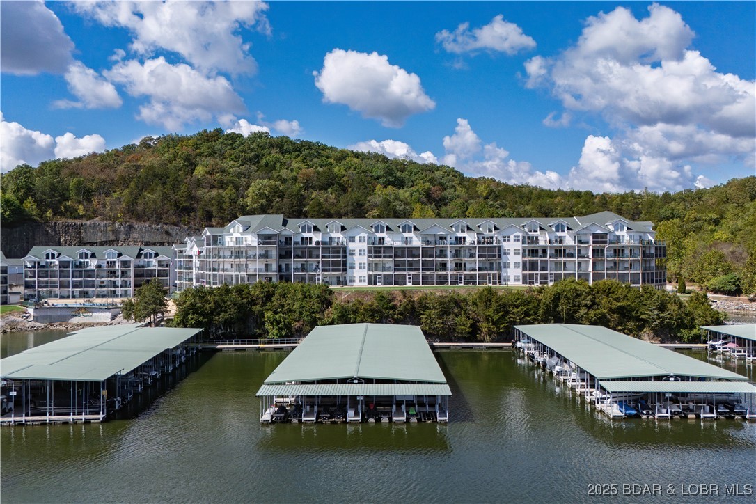 Cedar Heights Condominium - Residential