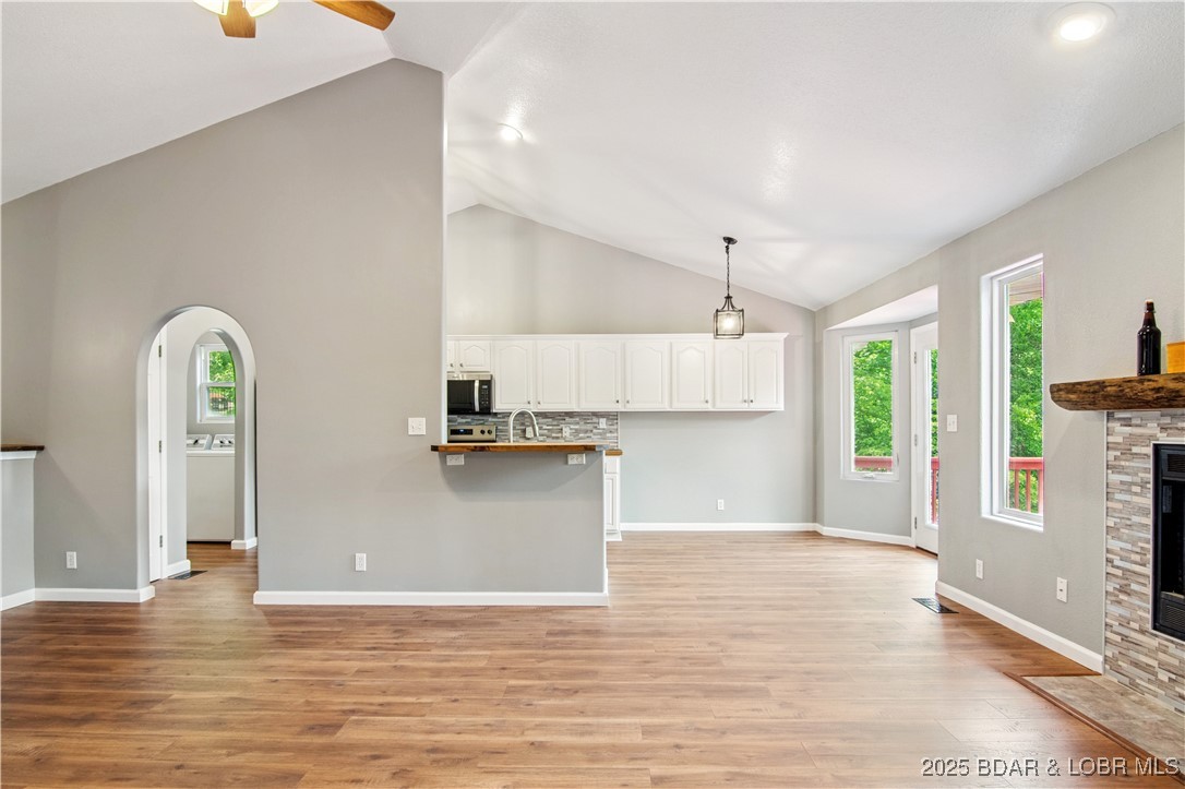 Osage Beach, Missouri 65065, United States, 4 Bedrooms Bedrooms, ,4 BathroomsBathrooms,Residential,Active,148180