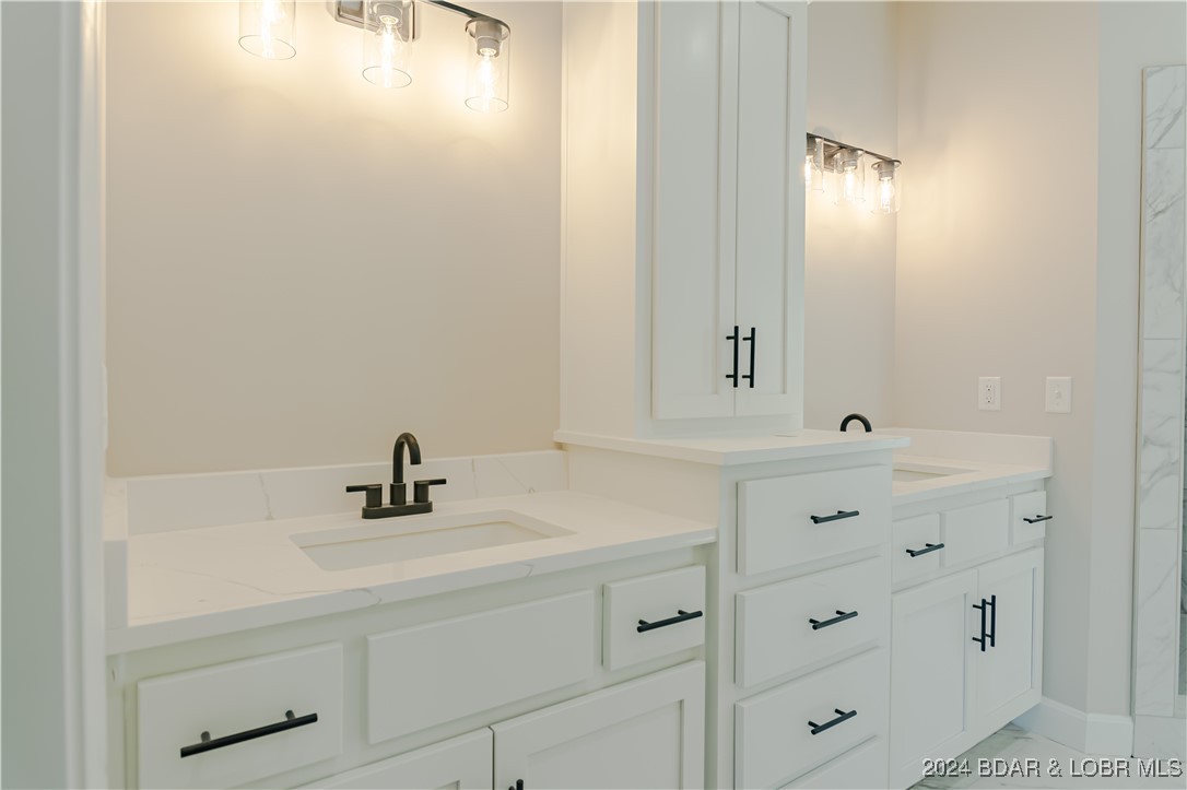 Climax Springs, Missouri 65324, United States, 4 Bedrooms Bedrooms, ,3 BathroomsBathrooms,Residential,Active,47540