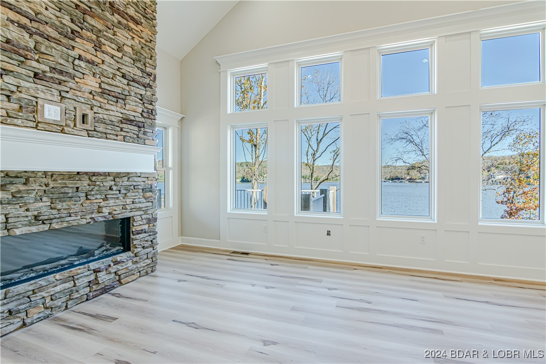 Climax Springs, Missouri 65324, United States, 4 Bedrooms Bedrooms, ,3 BathroomsBathrooms,Residential,Active,47540