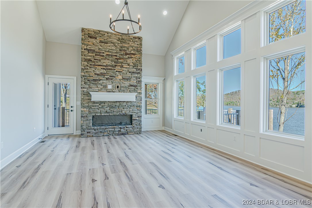 Climax Springs, Missouri 65324, United States, 4 Bedrooms Bedrooms, ,3 BathroomsBathrooms,Residential,Active,47540