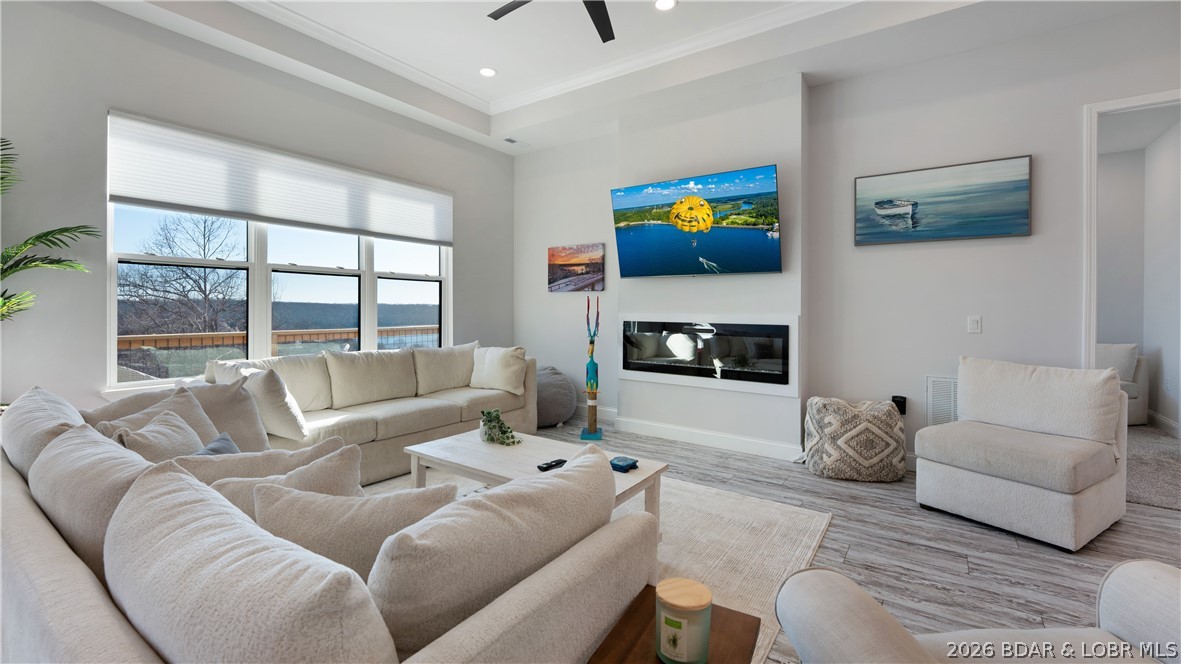 Park Place On The Lake - Residential