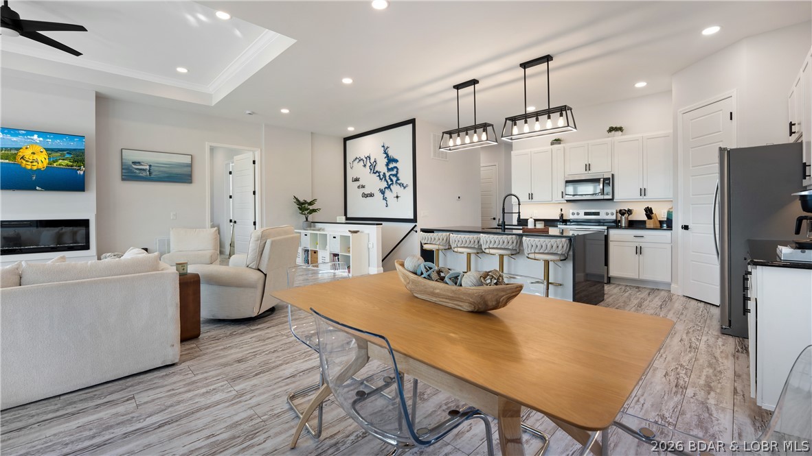 Park Place On The Lake - Residential