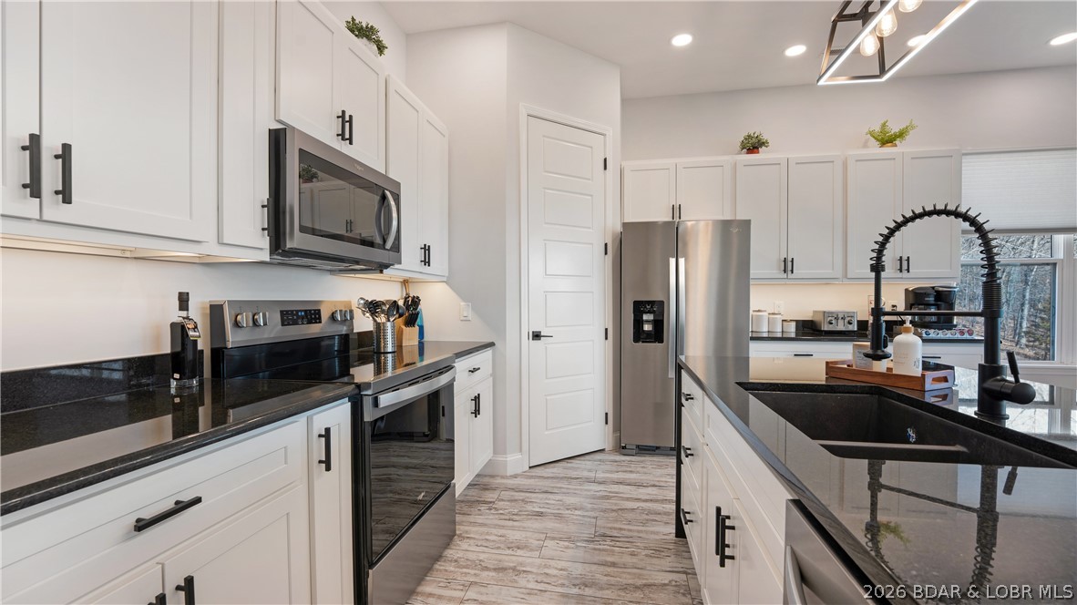 Park Place On The Lake - Residential