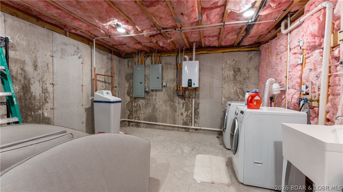 Park Place On The Lake - Residential