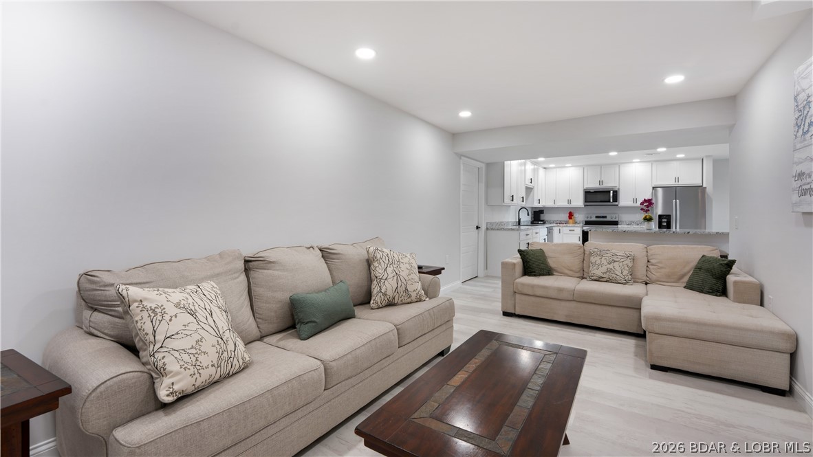 Park Place On The Lake - Residential