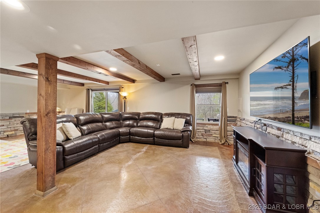 Kays Point #4 - Residential