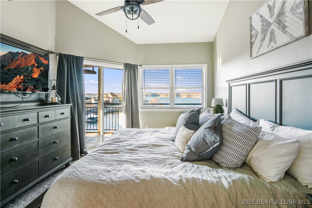 Lake Ozark, Missouri 65049, United States, 3 Bedrooms Bedrooms, ,2 BathroomsBathrooms,Residential,Active,254373