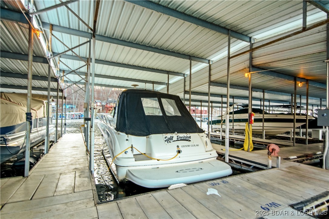 Lake Ozark, Missouri 65049, United States, 3 Bedrooms Bedrooms, ,2 BathroomsBathrooms,Residential,Active,254373