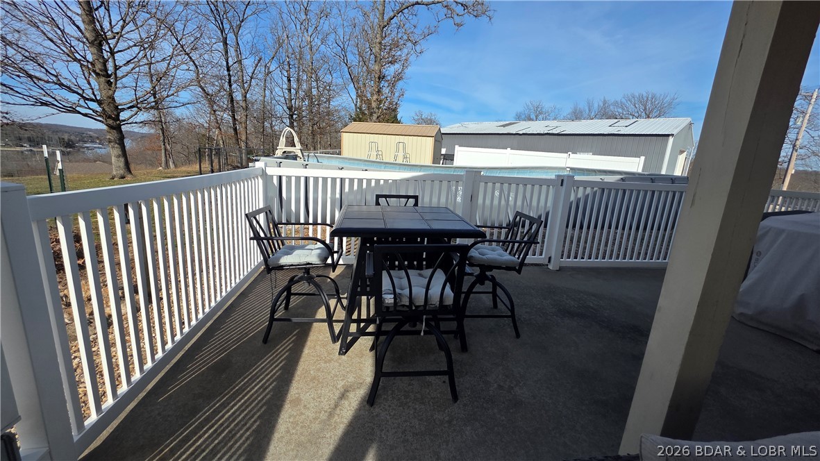 Johnsons Bay - Residential