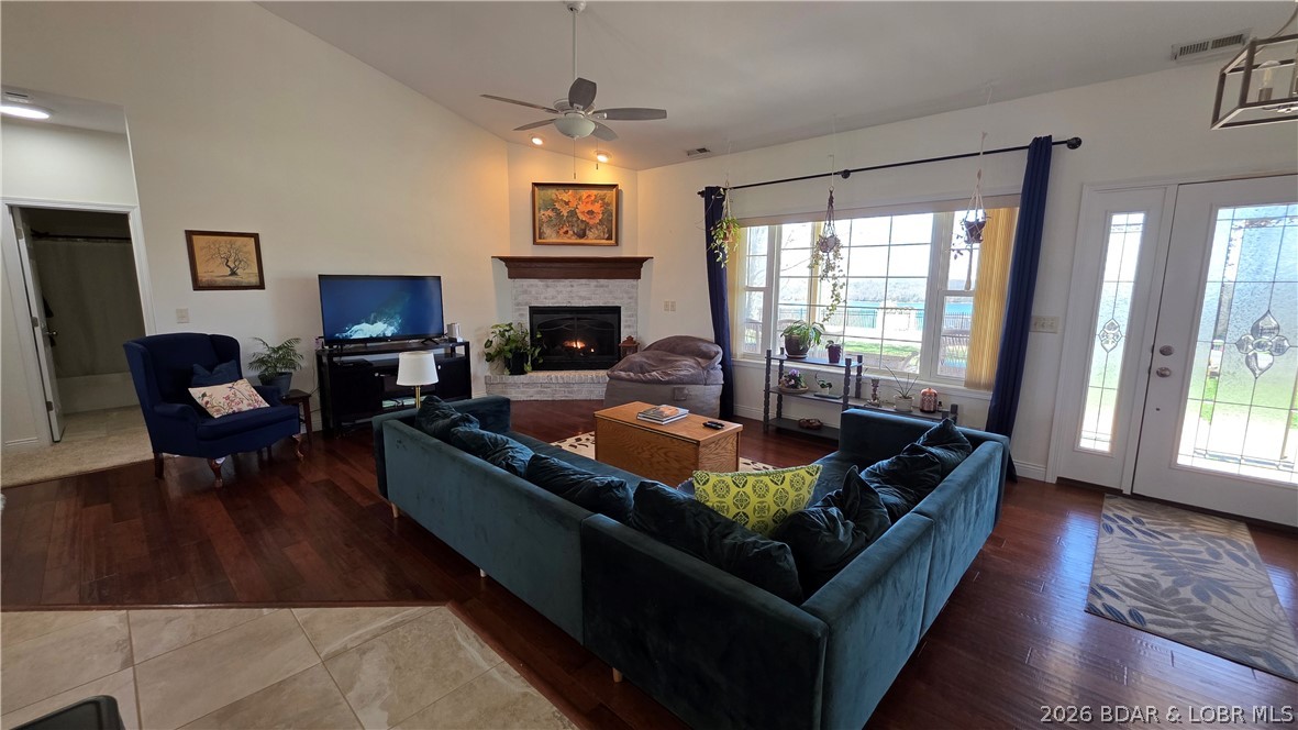 Johnsons Bay - Residential