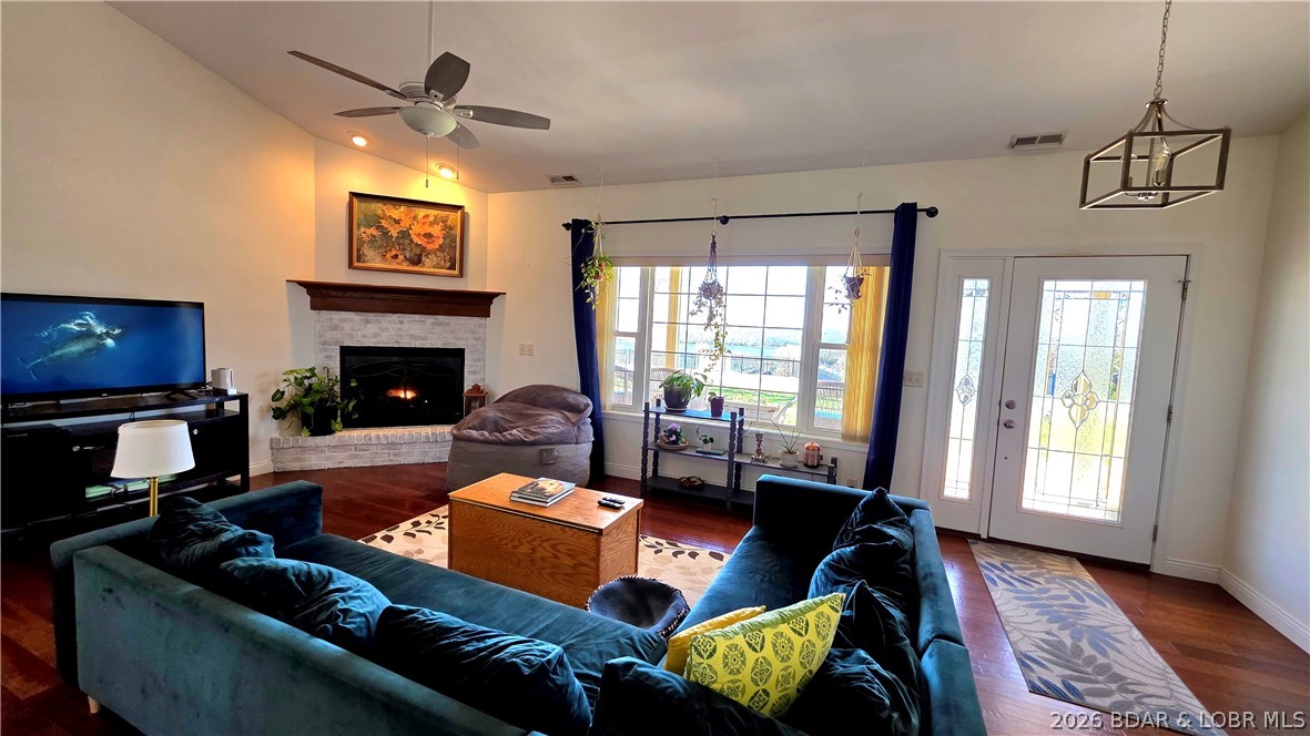 Johnsons Bay - Residential