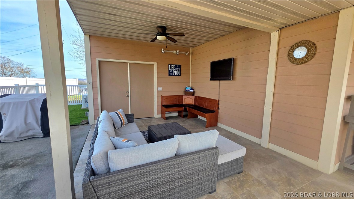 Johnsons Bay - Residential