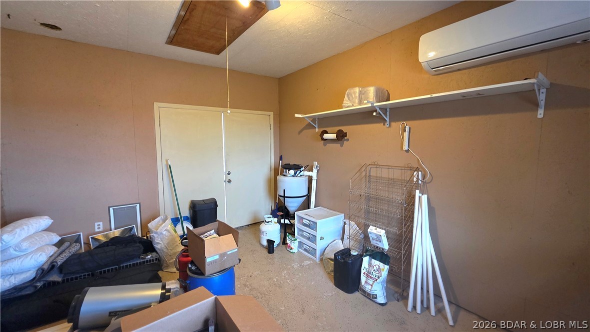 Johnsons Bay - Residential