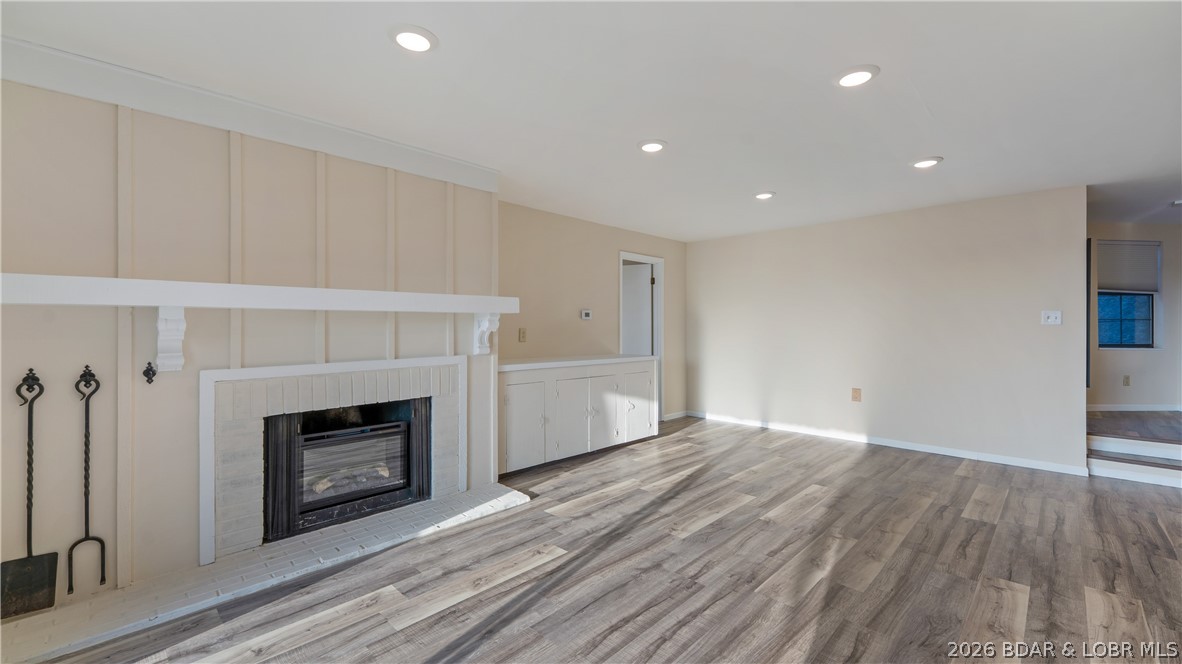 Waters Edge Condominium - Residential