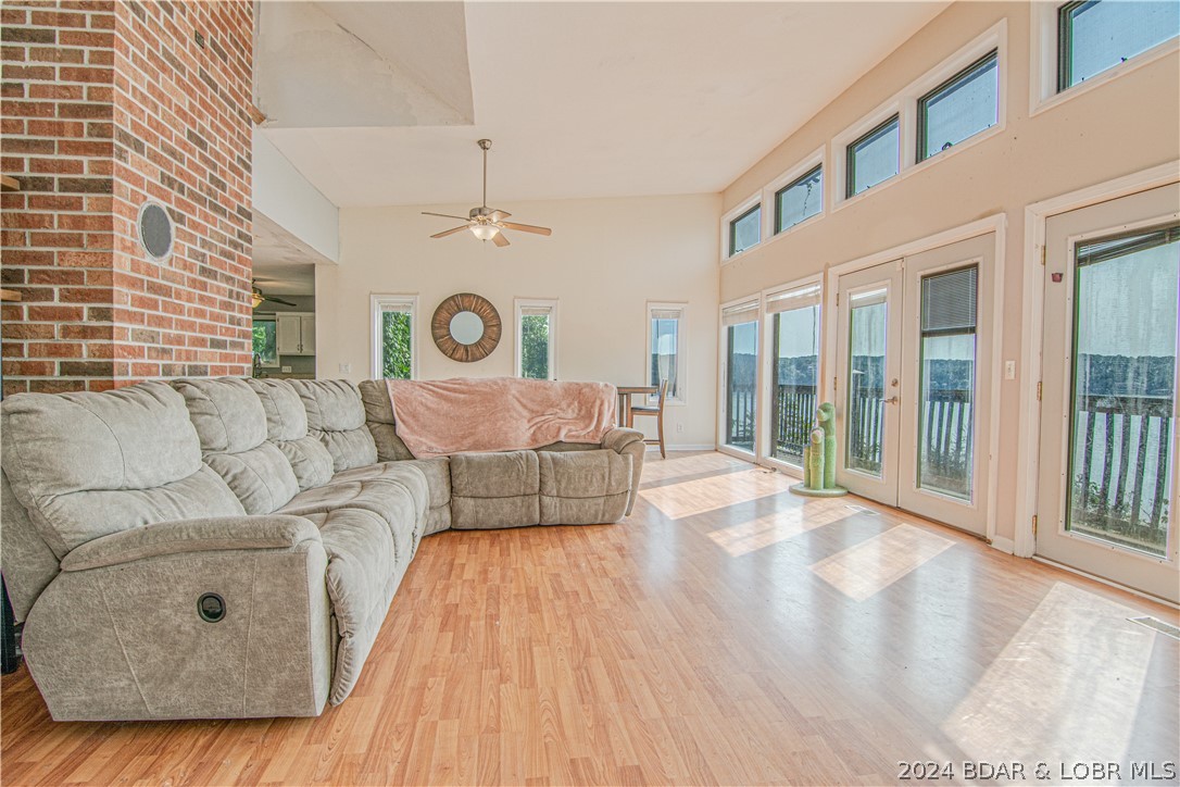 Sunrise Beach, Missouri 65079, United States, 5 Bedrooms Bedrooms, ,5 BathroomsBathrooms,Residential,Active,48754 Sunrise Beach, Missouri 65079, United States, 5 Bedrooms Bedrooms, ,5 BathroomsBathrooms,Residential,Active,48754