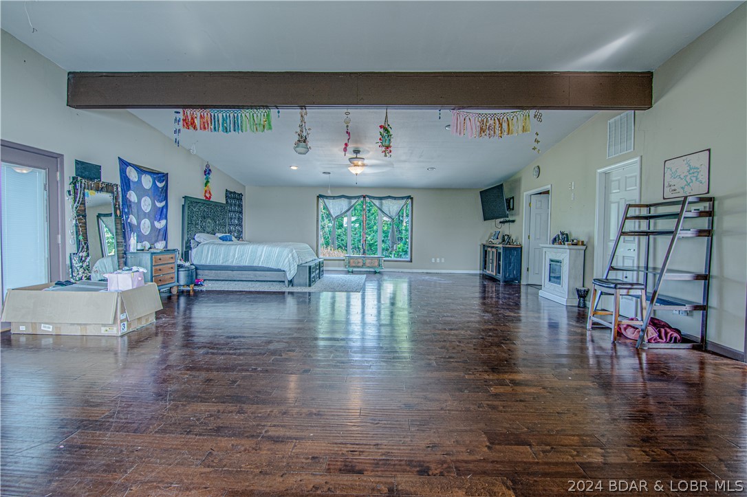 Sunrise Beach, Missouri 65079, United States, 5 Bedrooms Bedrooms, ,5 BathroomsBathrooms,Residential,Active,48754