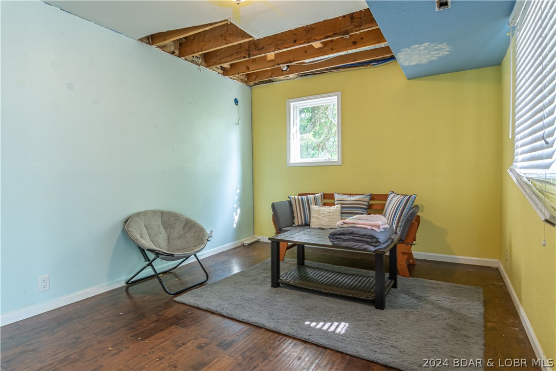 Sunrise Beach, Missouri 65079, United States, 5 Bedrooms Bedrooms, ,5 BathroomsBathrooms,Residential,Active,48754