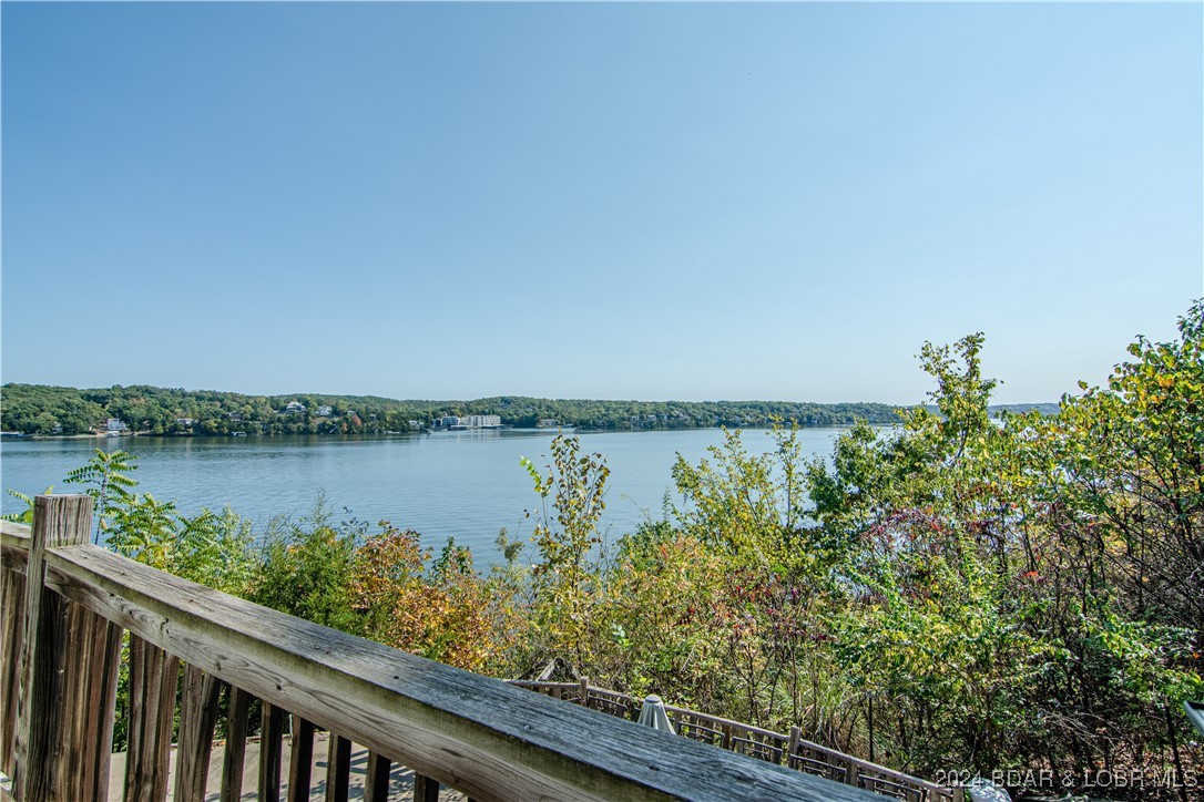 Sunrise Beach, Missouri 65079, United States, 5 Bedrooms Bedrooms, ,5 BathroomsBathrooms,Residential,Active,48754