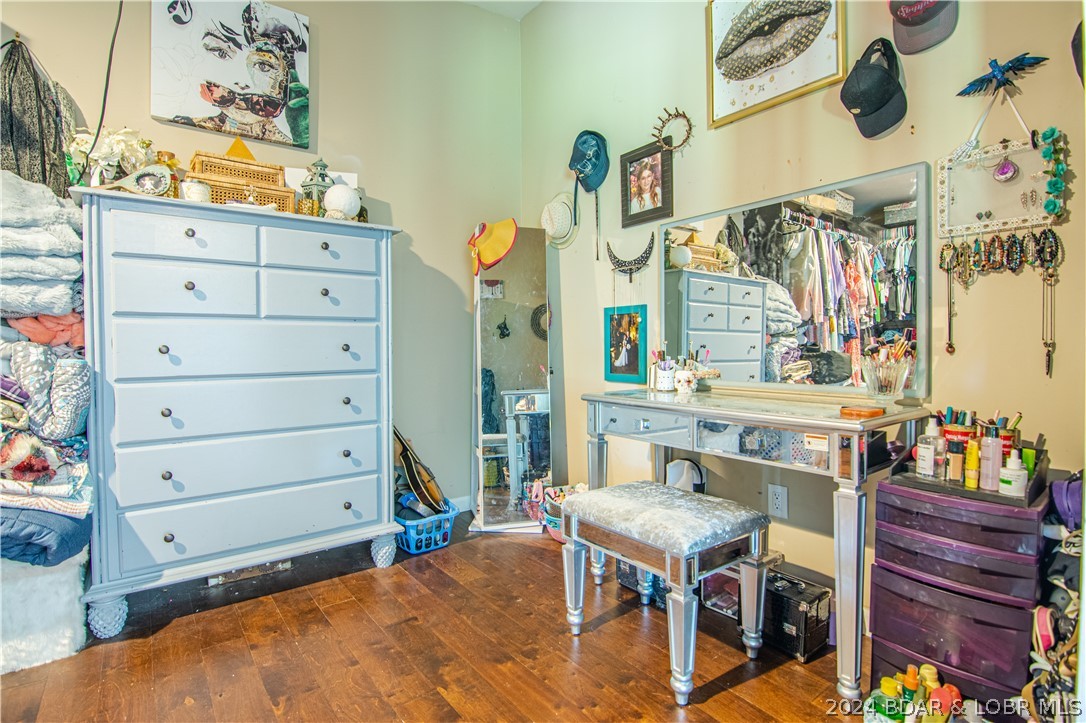 Sunrise Beach, Missouri 65079, United States, 5 Bedrooms Bedrooms, ,5 BathroomsBathrooms,Residential,Active,48754