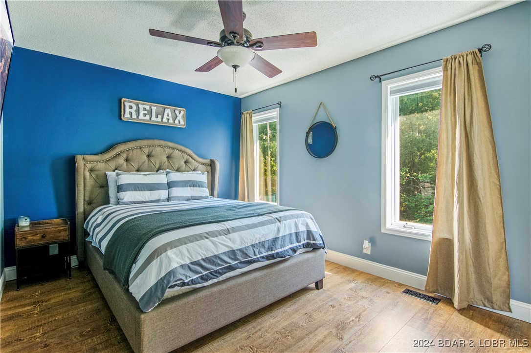 Lake Ozark, Missouri 65049, United States, 3 Bedrooms Bedrooms, ,2 BathroomsBathrooms,Residential,Active,38762