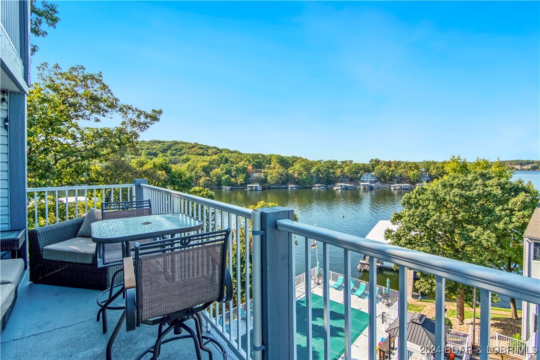 Lake Ozark, Missouri 65049, United States, 3 Bedrooms Bedrooms, ,2 BathroomsBathrooms,Residential,Active,38762
