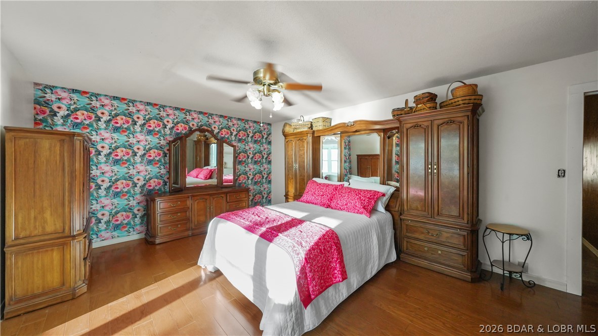 Horseshoe Bend # 8 - Residential